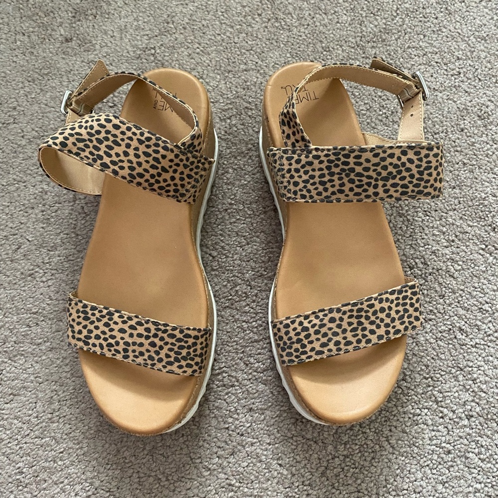 Time and Tru Animal Print Espadrille Sandal Size 6